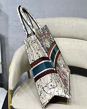 Dior Book Tote Bag Latte Multicolor Dior Constellation Embroidery – M1286ZRHP – 41.5x38x18 cm - 2