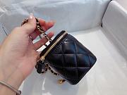 Chanel Mini Cosmetic Metal Ball lambskin Black - A88828 - 8.5x11x7 cm - 3