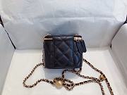 Chanel Mini Cosmetic Metal Ball lambskin Black - A88828 - 8.5x11x7 cm - 5