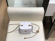 Chanel Mini Cosmetic Metal Ball Lambskin White - A88828 - 8.5x11x7 cm - 5