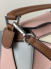 Loewe Puzzle Bag In Calfskin Pink/Blue/Green Pastel – 18x12.5x8 cm - 3