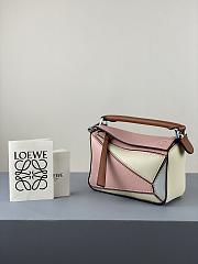 Loewe Puzzle Bag In Calfskin Pink/Blue/Green Pastel – 18x12.5x8 cm - 4