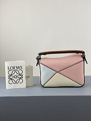 Loewe Puzzle Bag In Calfskin Pink/Blue/Green Pastel – 18x12.5x8 cm - 5