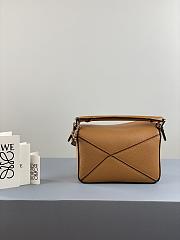 Loewe Puzzle Bag In Calfskin Light Caramel – 18x12.5x8 cm - 3