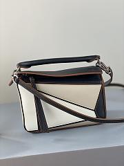 Loewe Puzzle Bag In Calfskin Black/Beige/White – 18x12.5x8 cm - 6