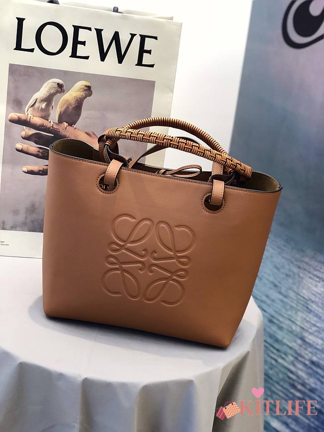 Loewe Anagram Tote Print Classic Pattern Caramel – 29x14x25 cm - 1
