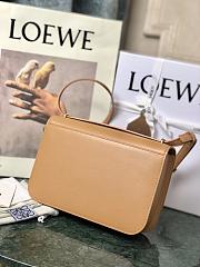 Loewe Goya Medium bag in silk calfskin Warm Desert – 23x15x6.5 cm - 2