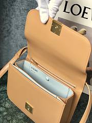 Loewe Goya Medium bag in silk calfskin Warm Desert – 23x15x6.5 cm - 5