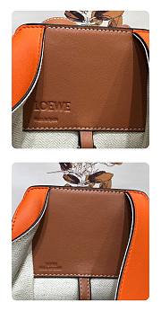 Loewe Hammock Tote Bag In Calfskin Orange – 29x14x26 cm - 2