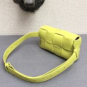 Bottega Veneta Belt Cassette Lambskin Neon – 44049 - 17.5x9.5x5 cm - 5