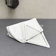 Bottega Veneta Sheepskin triangle Handbag White – 44050 – 32x18 cm - 3