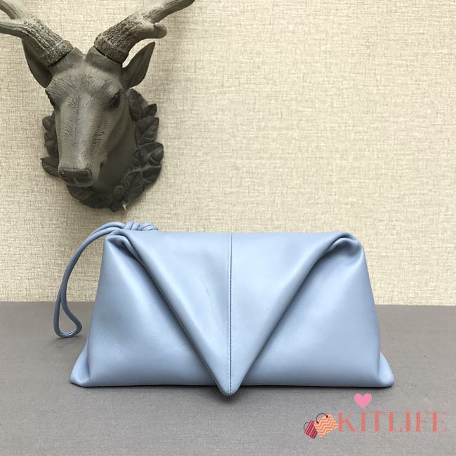 Bottega Veneta Sheepskin triangle Handbag Blue – 44050 – 32x18 cm - 1