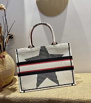 DiorAlps Book Tote White Three-Tone Embroidery  – M1286 – 36 cm - 4