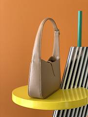 YSL Le 5 À 7 Hobo Bag In Smooth Leather Beige – 657228 – 23X16X6.5 cm - 5