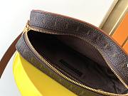 YSL Le Monogramme Old Flower Camera Bag – 669957 – 21.5x15x7 cm - 5