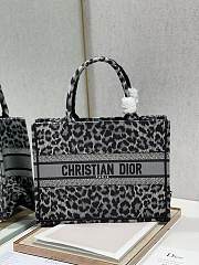 Dior Small Book Tote Gray Leopard Print - 1287 – 36×28 cm - 1