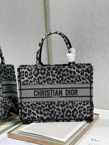 Dior Small Book Tote Gray Leopard Print - 1287 – 36×28 cm
