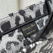 Dior Book Tote Gray Leopard Print - 1287 – 41x32 cm - 5