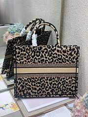 Dior Book Tote Gold Leopard Print - 1286 – 41x32 cm - 2