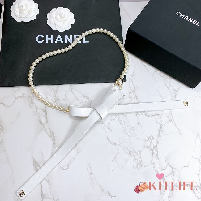 Chanel Lambskin Glass Pearl And Golden Metal Black And Pearl White - 1