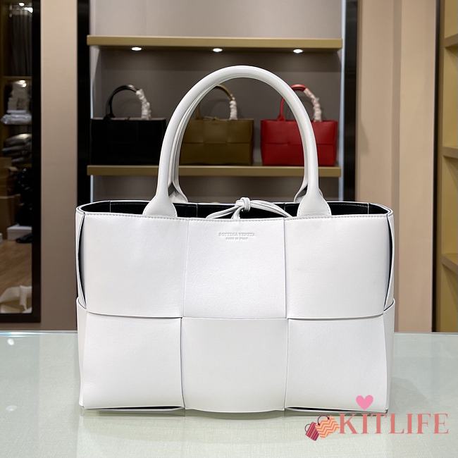 Bottega Veneta Calfskin SLIP Tote Handbag White – 44052 – 36x24x12cm - 1