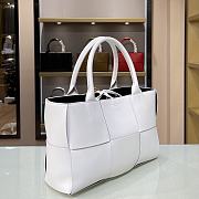 Bottega Veneta Calfskin SLIP Tote Handbag White – 44052 – 36x24x12cm - 5