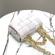 Bottega Veneta Chain Cassette White – 44048 – 26x18x8cm - 5