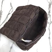 Bottega Veneta Chain Cassette Deep Brown – 44048 – 26x18x8cm - 4