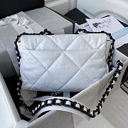 Chanel Flap Bag Goatskin Quilted White – 30x26cm - 5