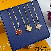 Louis Vuitton Color Blossom BB Star Pendant,Gold, Mother-Of-Pearl And Diamond - Q93612 - 3