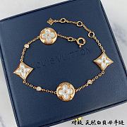 Louis Vuitton Color Blossom Bb Multi-Motifs Bracelet, White Gold, White Mother-Of-Pearl And Diamonds - Q95596 - 2