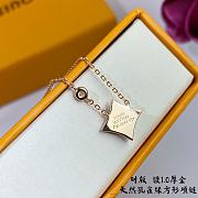 Louis Vuitton Color Blossom BB Star Pendant, Green Gold, Mother-Of-Pearl And Diamond - Q93612 - 3