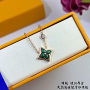 Louis Vuitton Color Blossom BB Star Pendant, Green Gold, Mother-Of-Pearl And Diamond - Q93612 - 4