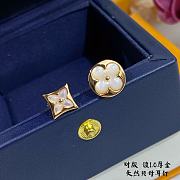 Louis Vuitton Color Blossom Sun Ear Stud, Pink/White/Red Gold And White Mother-Of-Pearl - Per Unit - Q96425 - 3