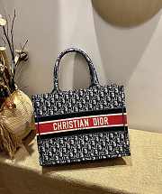 Dior Book Tote Blue Dior Oblique Embroidery Red Line – M1286 – 36cm - 1