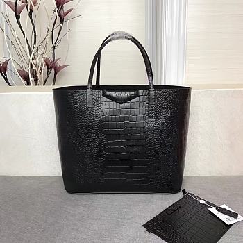 Givenchy Crocodile Grain Leather Shopping Bag Black  – 8841 – 34x29x16cm