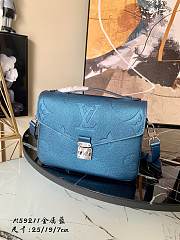 Louis Vuitton Pochette Metis Monogram Empreinte Leather Fabric - M59211 - 25.0 X 19.0 X 7.0 cm  - 1