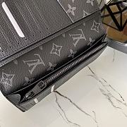 Louis Vuitton Brazza Wallet Vertical Epi Leather Blue - M80788 – 10 x 19 x 2 cm - 5