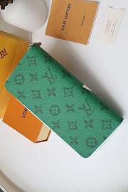 Louis Vuitton Zippy Wallet Vertical Green Cowhide Leather - M80801 – 20x10x2cm - 3