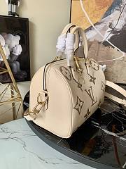 Louis Vuitton Speedy Bandouliere 25 Bicolor Monogram Empreinte Leather Beige - M58947 - 25.0 x 19.0 x 15.0 cm - 4