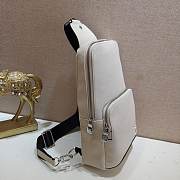 Louis Vuitton Avenue Shoulder Bag White- M30443 - 20.0 x 31.0 x 10.0 cm - 2