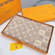 Louis Vuitton Scarf Beige – 180x70 cm - 2