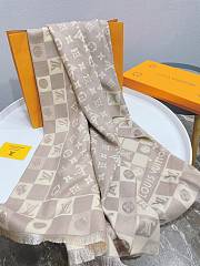 Louis Vuitton Scarf Beige – 180x70 cm - 4