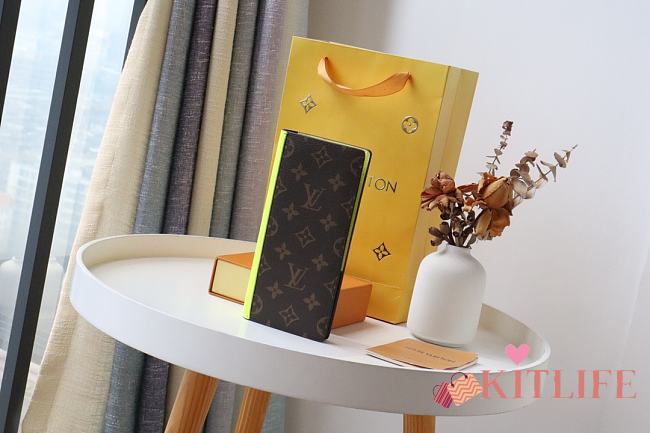 Louis Vuitton Brazza Wallet Monogram Macassar Brightly Noen Toned Grained - M80790 - 10 x 19 x 2 cm - 1