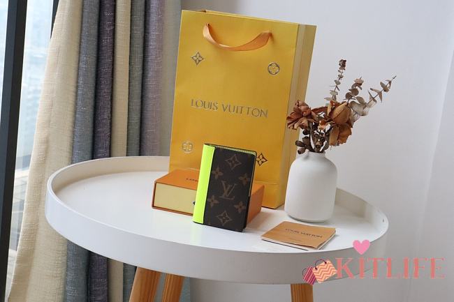 Louis Vuitton Pocket Wallet Monogram Macassar Brightly Noen Toned Grained - M80779 - 8 x 11 x 1 cm - 1