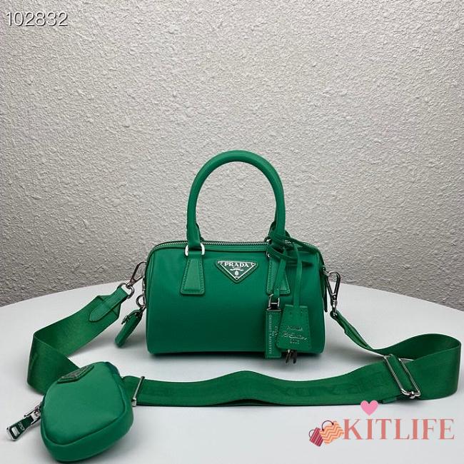 Prada Re-Edition 2005 Nylon Boston Portuton three-in-one Green - 1BB846 - 20 x 11.5 x 11 cm - 1