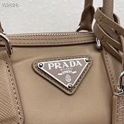 Prada Re-Edition 2005 Nylon Boston Portuton three-in-one Beige - 1BB846 - 20 x 11.5 x 11 cm - 2