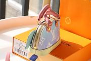 Louis Vuitton Mini Elephant Shell Bag Hanging Key Holder - 3