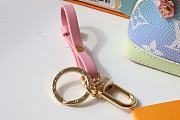 Louis Vuitton Mini Elephant Shell Bag Hanging Key Holder - 4