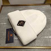Louis Vuitton Beanie Hat White - M76707 - 9.8 x 9.8 inches - 2